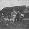 kleine boerderij v.d. Weg